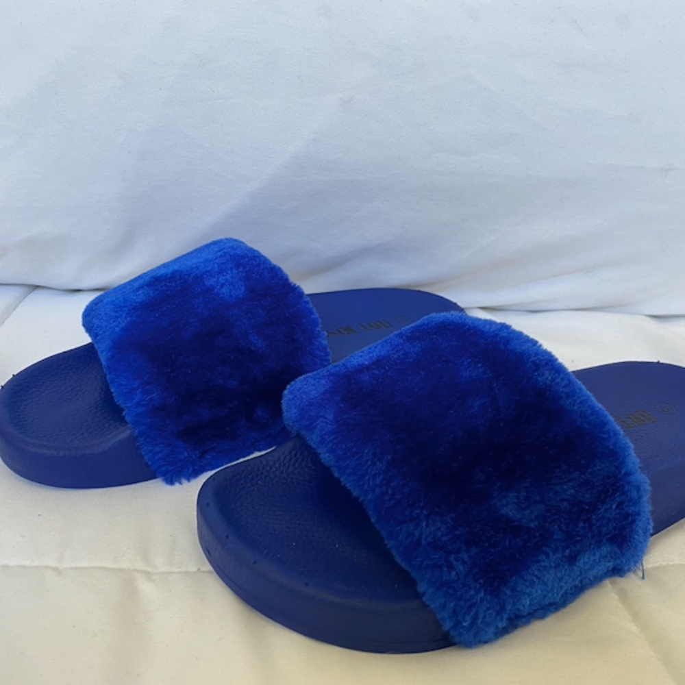 Cobalt Bue Fuzzy Slides
